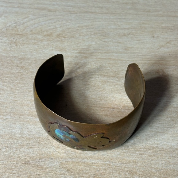 Copper & Abalone Cuff Bracelet - Picture 7 of 13